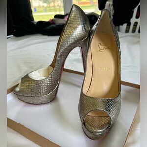 Christian Louboutin Lady Peep 150 Python Cosmo Color Antique Silver. Size 39.5.